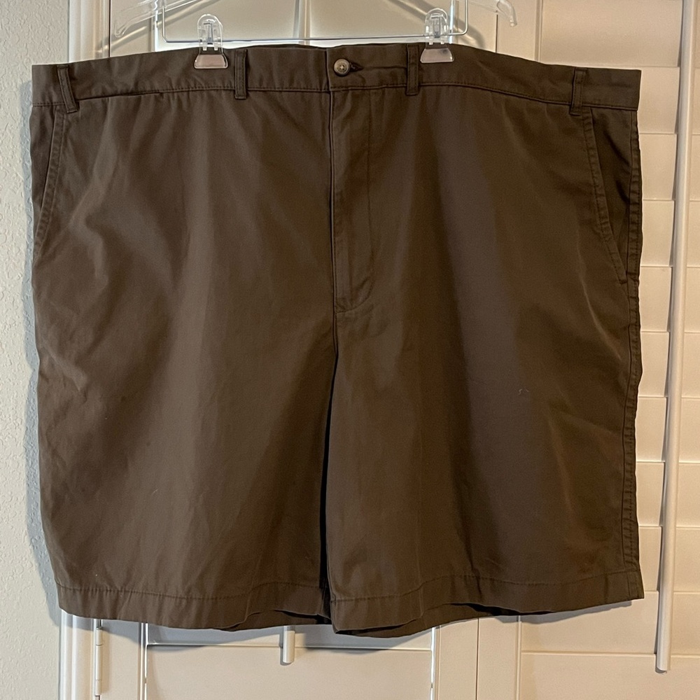 Tommy Hilfiger - Olive Green Flat Front Shorts